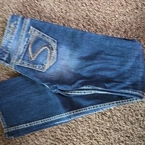 Women's silver jeans